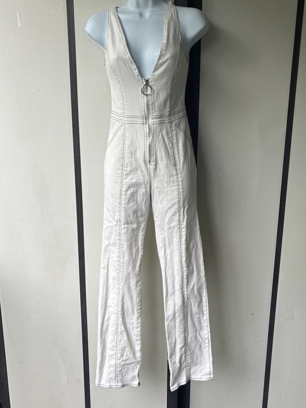Tiger Mist White Sleeveless Zip-Front Jumpsuit